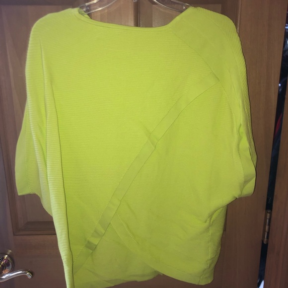 NWOT Sweater - Picture 4 of 4